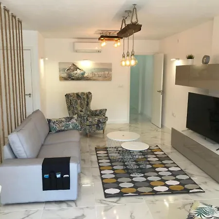 Apartment New 2br 100m-to-beach Free Parking Fuengirola